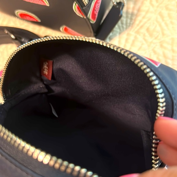 4pc Coach Watermelon Set 🍉 Crossbody Bag, Flops, Cosmetic Bag & Keyfob Rare - Picture 15 of 17